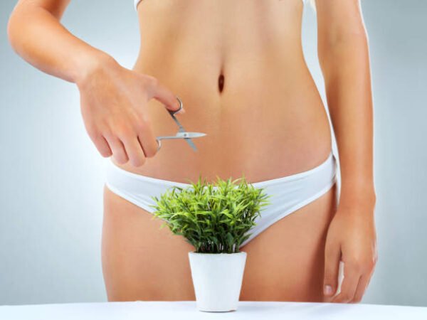 Trimming your bikini hair